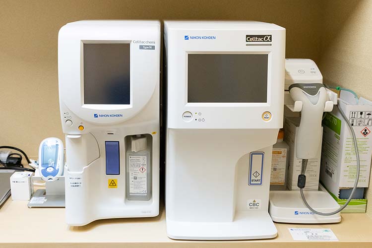 自動血球数・CRP・HbA1c・血糖測定装置